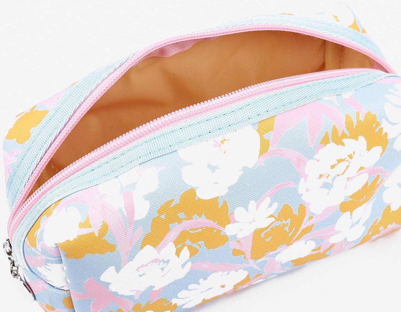 Косметичка на молнии, цвет голубой/разноцветный