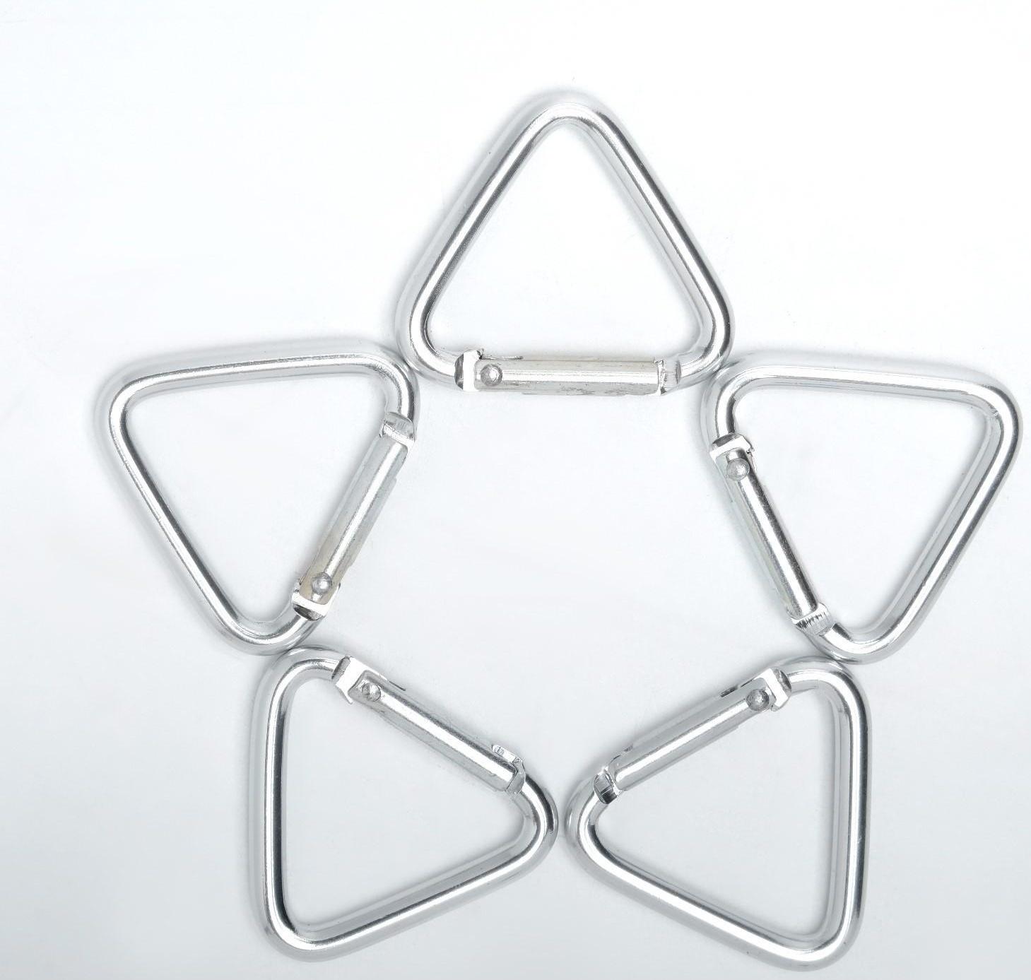 Карабин треугольник, 4см, микс