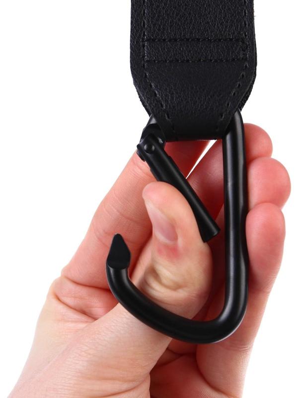 Карабин для сумки на коляску, липучка из экокожи, цвет черный