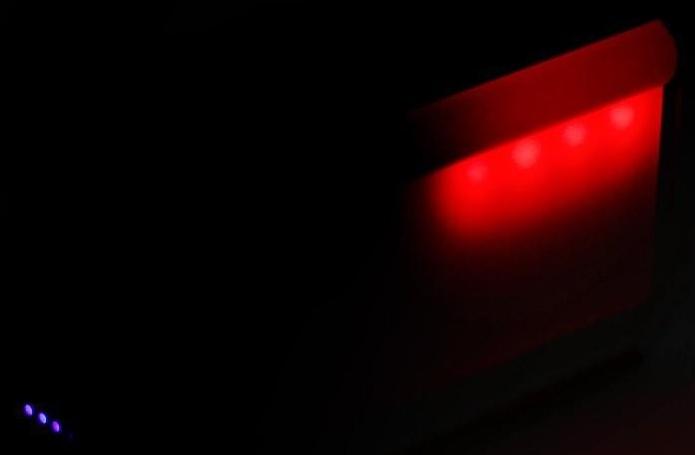 Фонарь прожекторный аккумуляторный, 5 Вт, 7200 мАч, XPG, IP65,солнечная батарея,21.4х20.5 см   93840