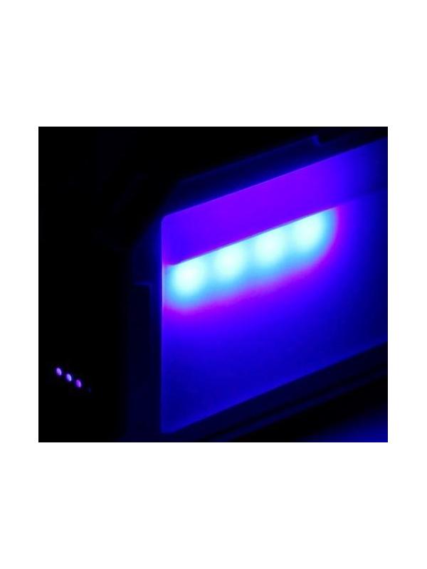 Фонарь прожекторный аккумуляторный, 5 Вт, 7200 мАч, XPG, IP65,солнечная батарея,21.4х20.5 см   93840