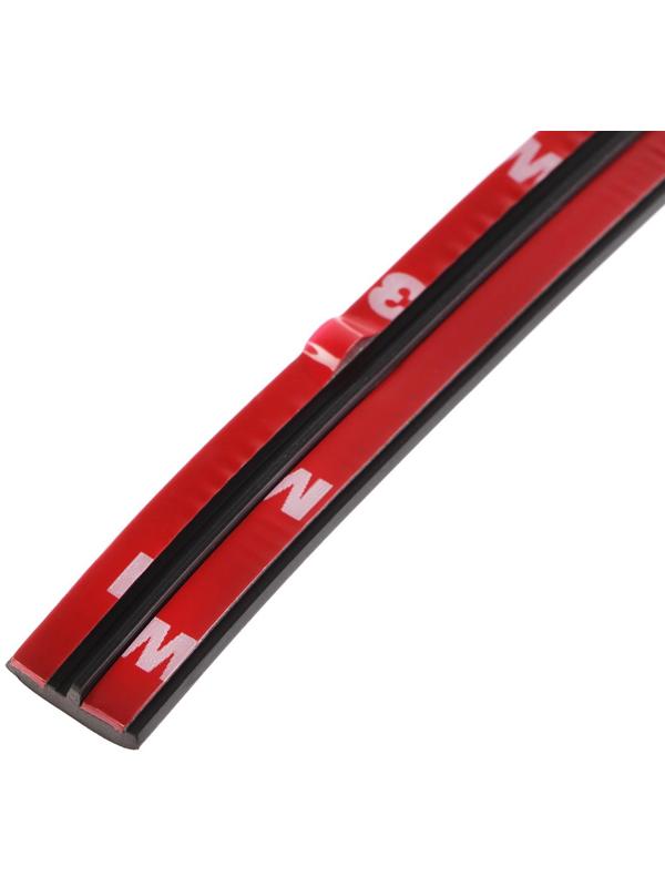 Уплотнитель стекла, самоклеящийся 1.4×200 cм