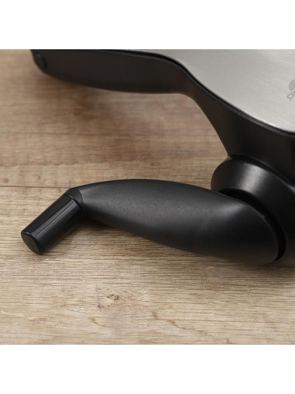 Тёрка барабанного типа Magistro Vegan Pro, 2 сменных насадки, цвет чёрный