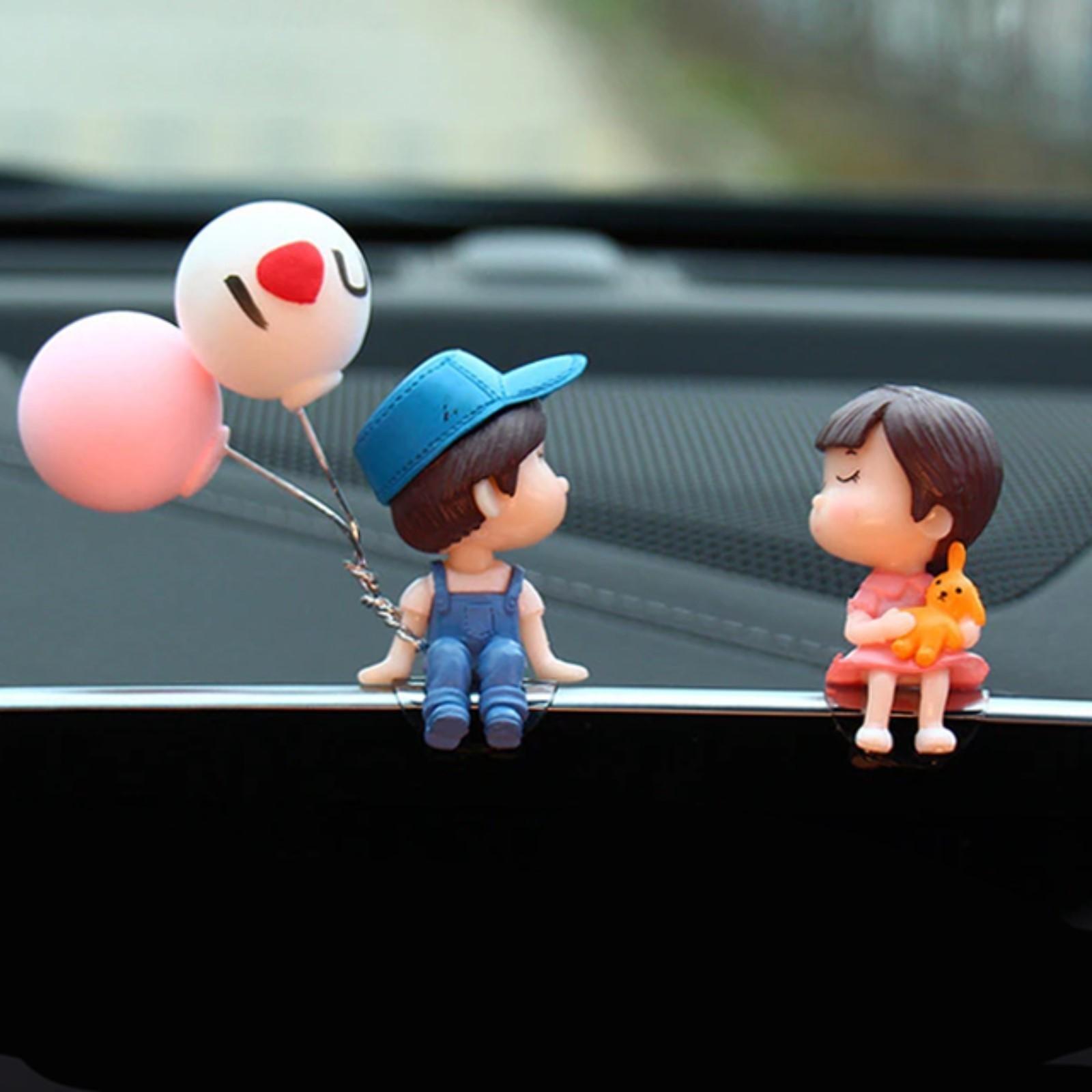 Игрушка на панель авто 