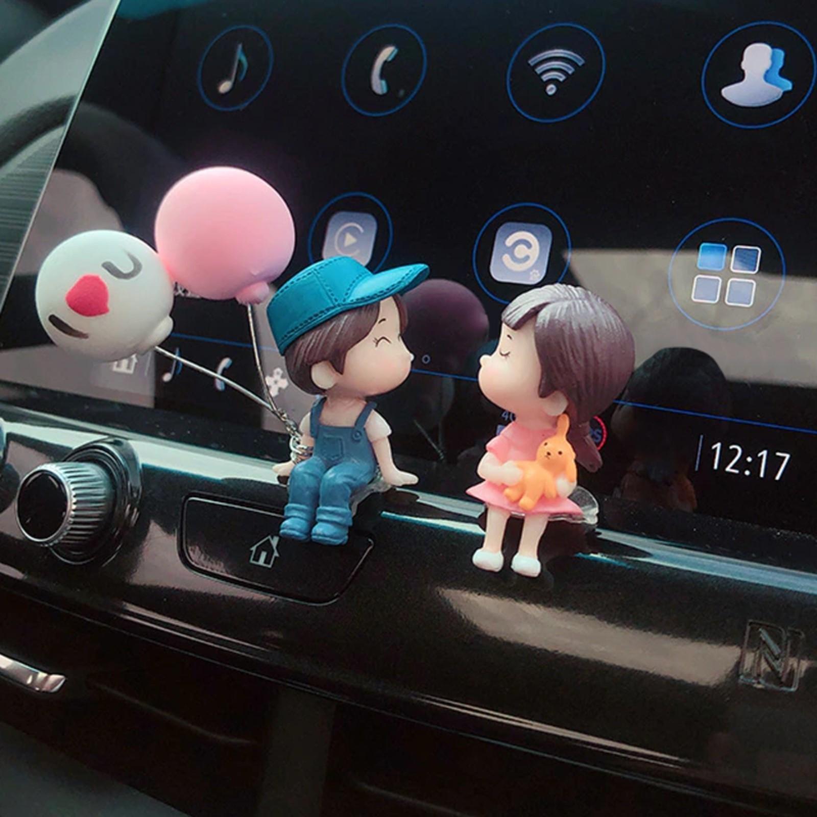 Игрушка на панель авто 