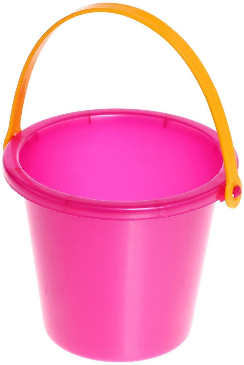 Набор для игры в песке №4: 3 формочки, ведро, совок