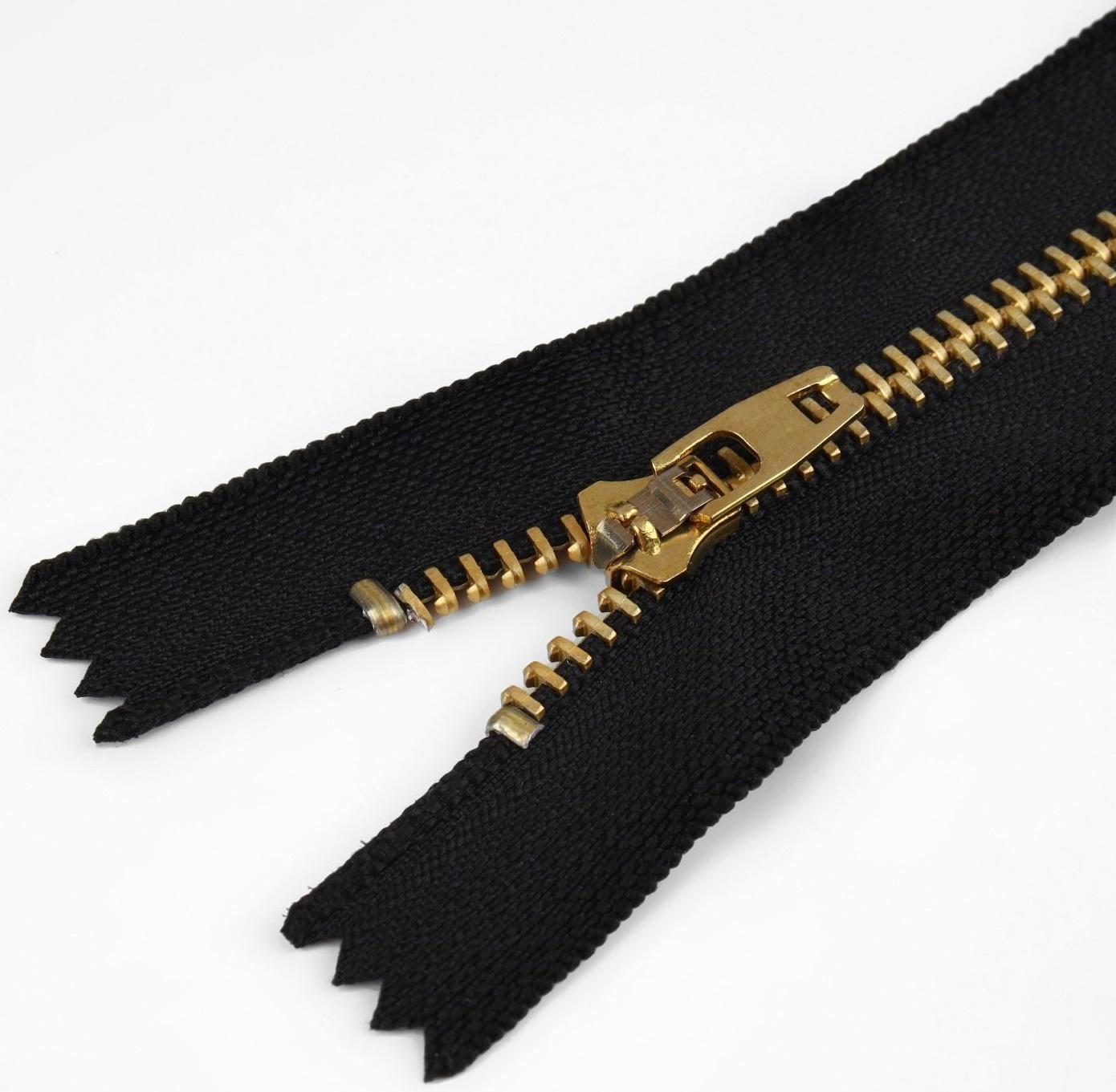 Молния металлическая, №4, неразъёмная, замок автомат, 14 см, цвет чёрный/золотой