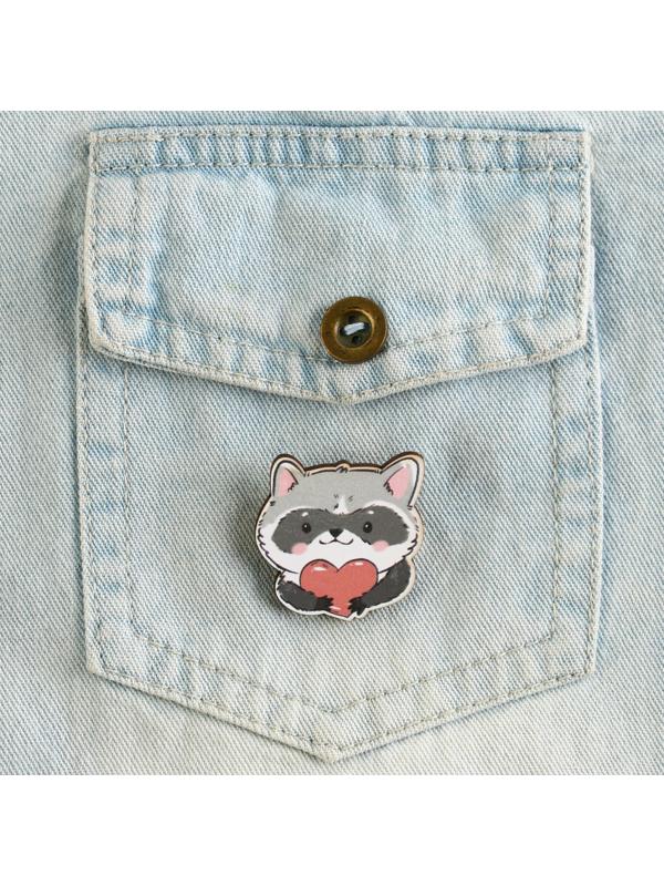 Значок-талисман деревянный «Енот»,3,2 х 3,3 см