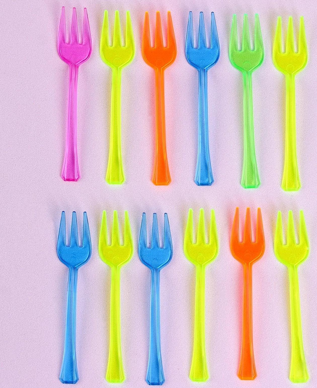 Вилки пластиковые, в наборе 12 штук, цвета МИКС