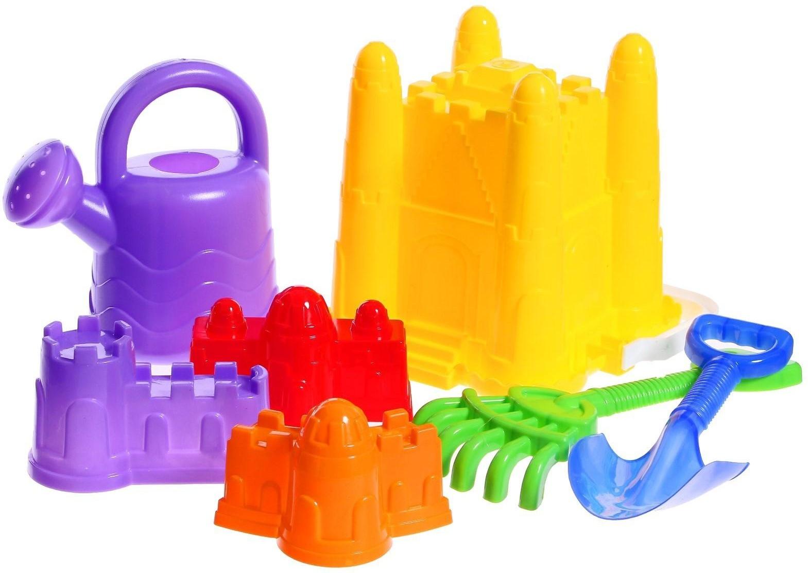 Набор для игры в песке №29: ведро-крепость, совок, грабли, 3 формочки, лейка