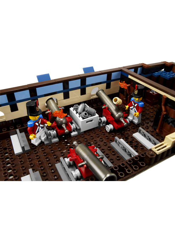 Конструктор «Огромный трехмачтовый имперский флагман» 18007 (Pirates 10210) / 1779 деталей