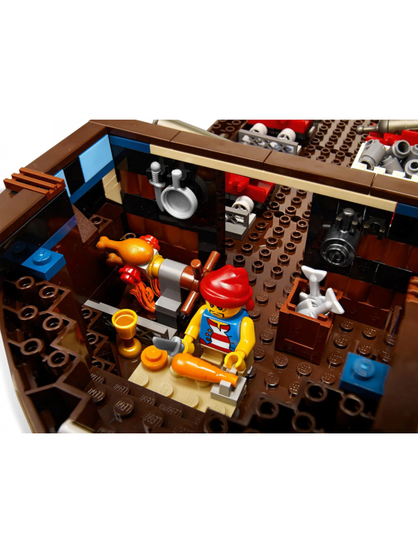 Конструктор «Огромный трехмачтовый имперский флагман» 18007 (Pirates 10210) / 1779 деталей