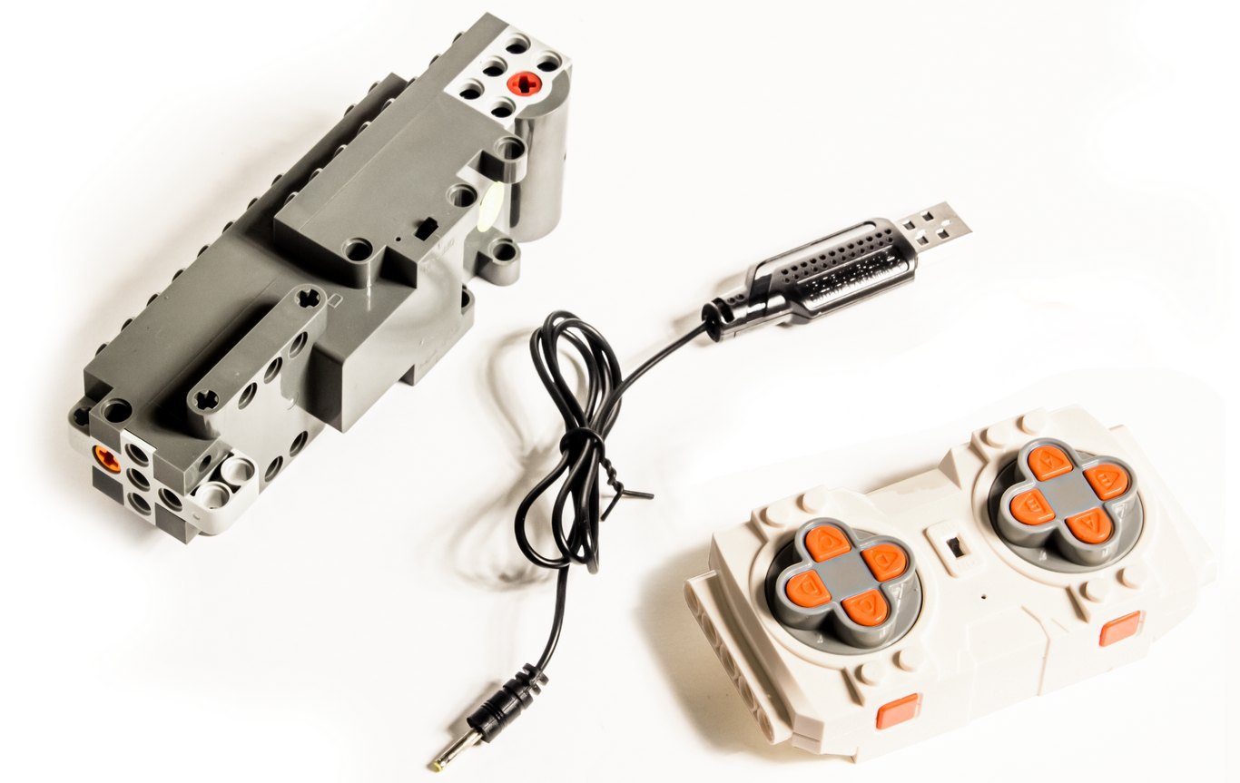 Радиоуправляемый конструктор Mould King «Робот-собака BD1» 15066 / 936 деталей