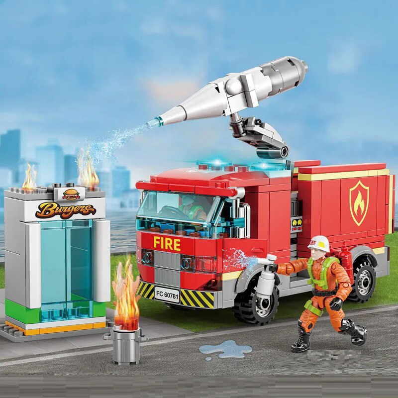 Конструктор BBlock «Пожарная машина: Водомет» XJ-829D / 434 детали