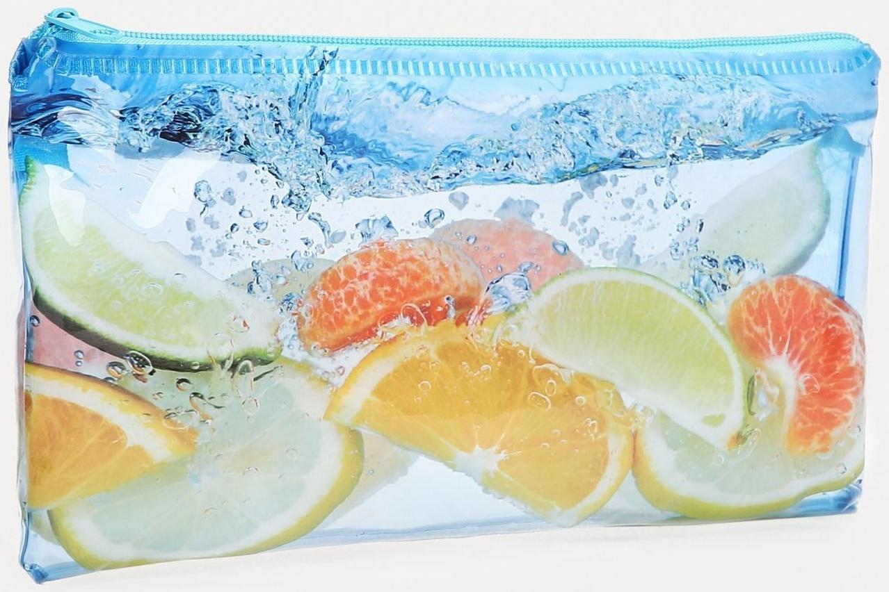 Косметичка-пенал на молнии, цвет голубой