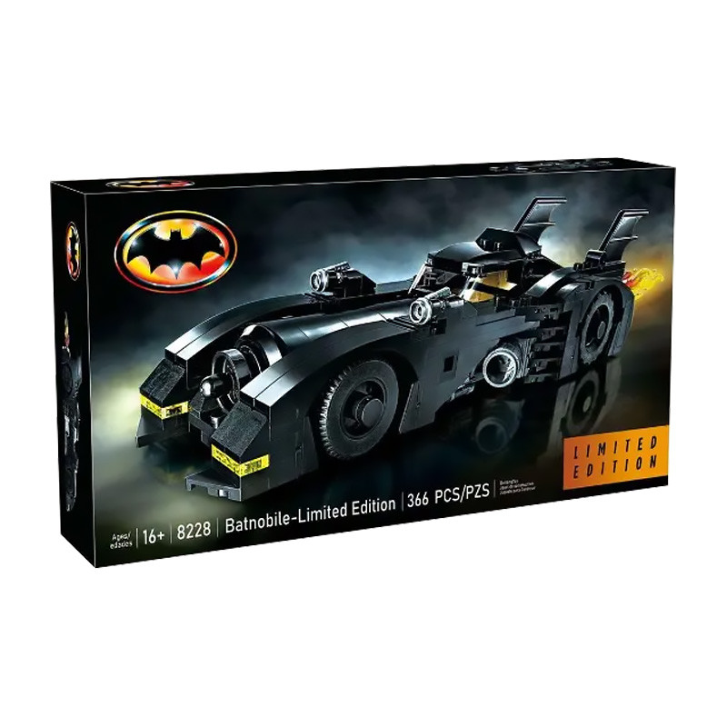 Конструктор «Бэтмобиль 1989 г.» 8228 (Super Heroes 40433) / 366 деталей