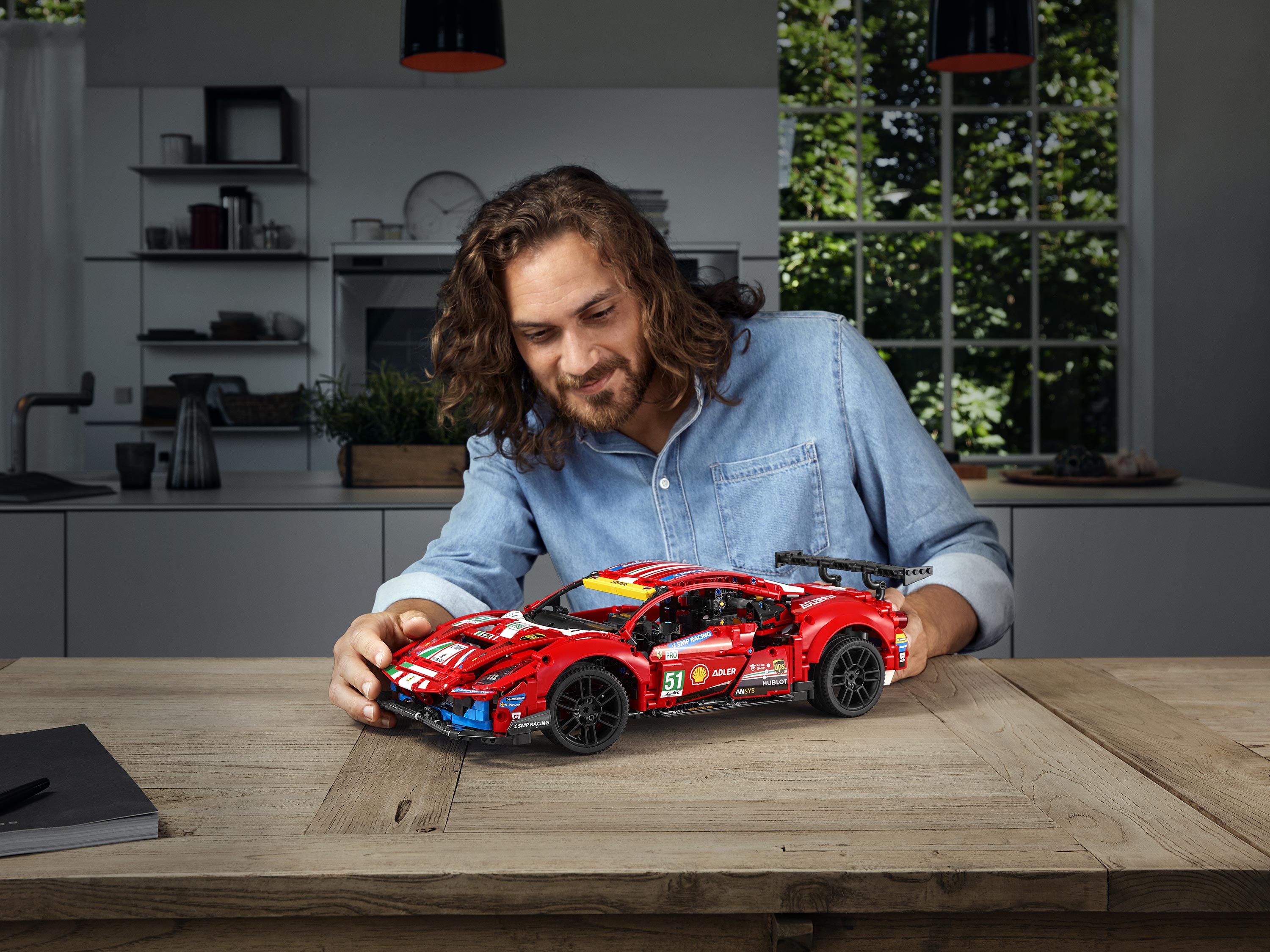 Конструктор «Ferrari 488 GTE AF Corse #51» MK004 (Technic 42125) / 1677 деталей