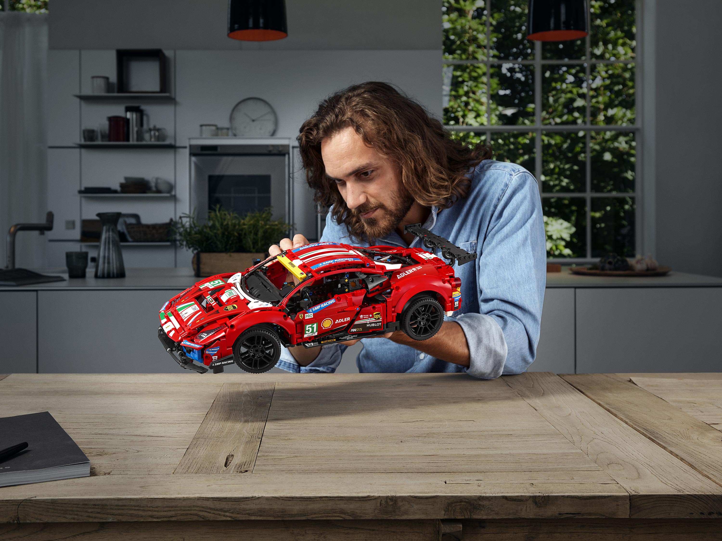 Конструктор «Ferrari 488 GTE AF Corse #51» MK004 (Technic 42125) / 1677 деталей