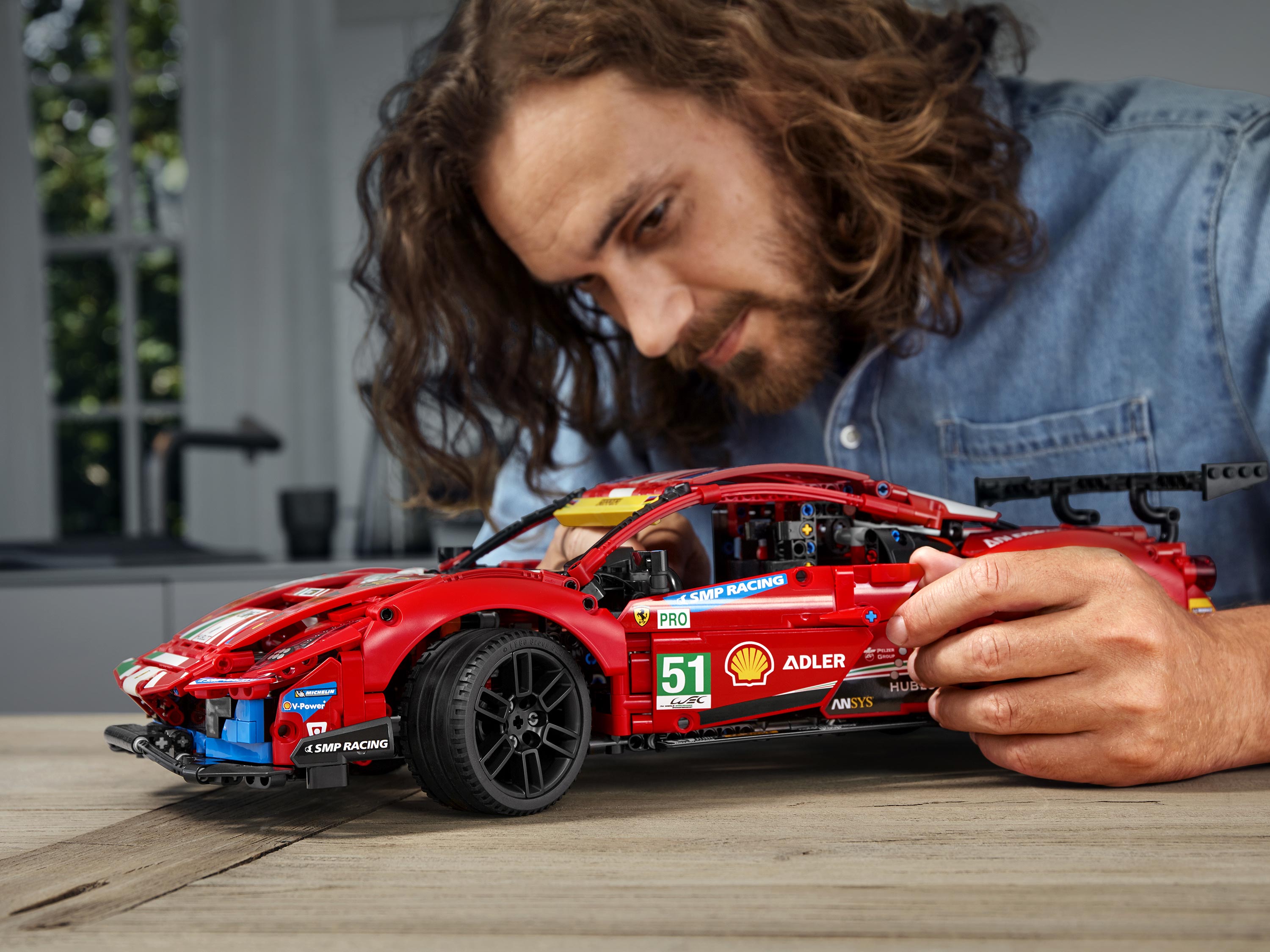 Конструктор «Ferrari 488 GTE AF Corse #51» MK004 (Technic 42125) / 1677 деталей