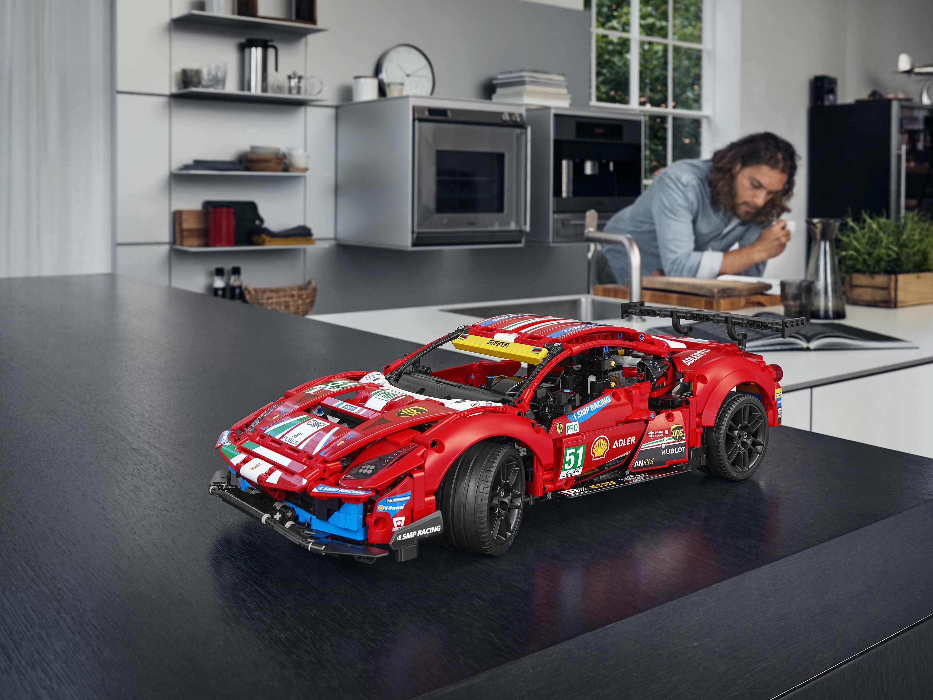 Конструктор «Ferrari 488 GTE AF Corse #51» MK004 (Technic 42125) / 1677 деталей