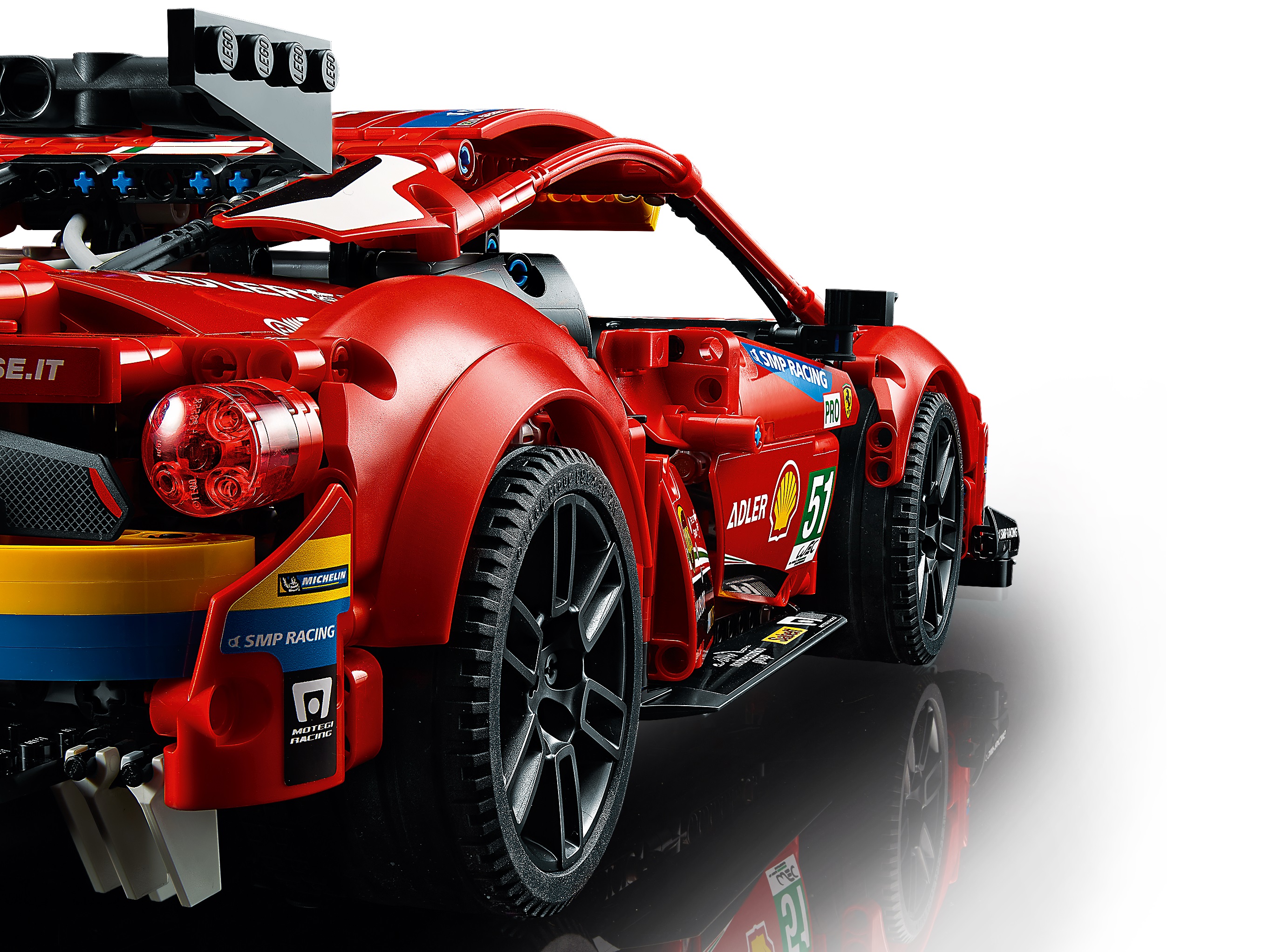 Конструктор «Ferrari 488 GTE AF Corse #51» MK004 (Technic 42125) / 1677 деталей