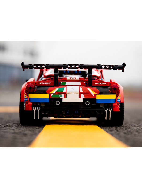 Конструктор «Ferrari 488 GTE AF Corse #51» MK004 (Technic 42125) / 1677 деталей