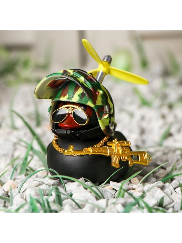 Утка с пропеллером черная, шлем хакки