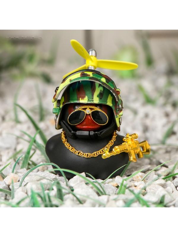 Утка с пропеллером черная, шлем хакки