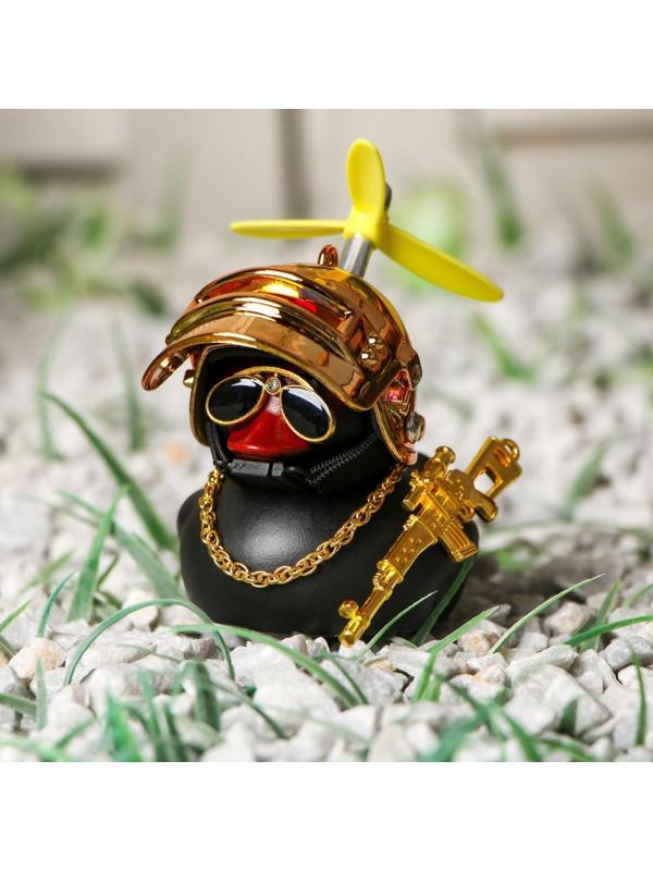 Утка с пропеллером черная, шлем золото