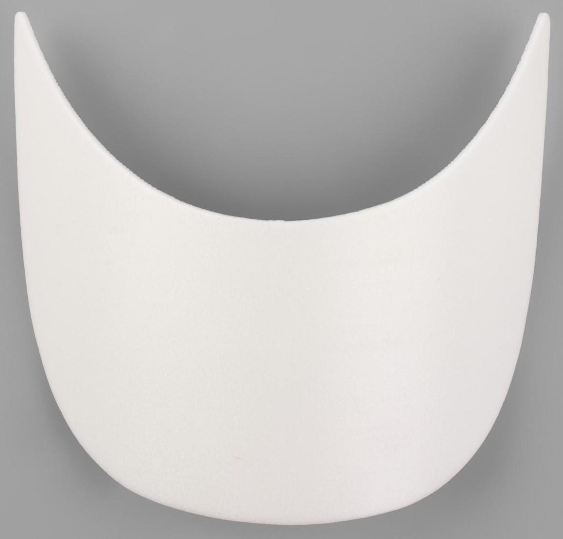 Козырёк для кепки, 7,5 × 18 × 5,5 см, цвет белый