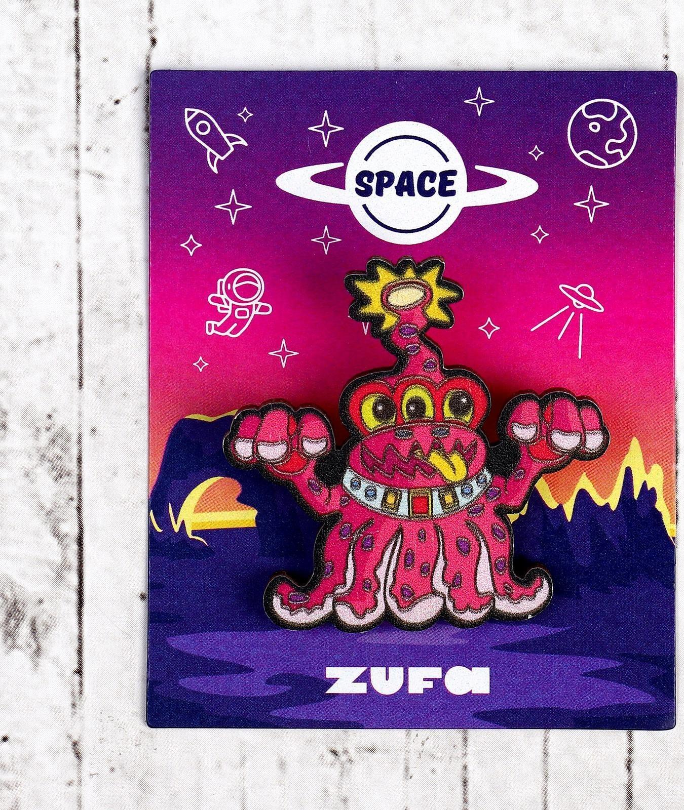 Деревянный значок «Осьми»