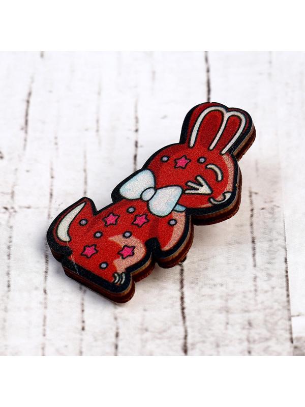 Деревянный значок «Заяц»