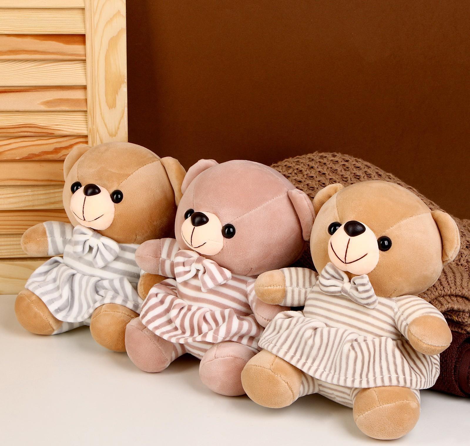 Мягкая игрушка «Мишутка в платье», цвета МИКС