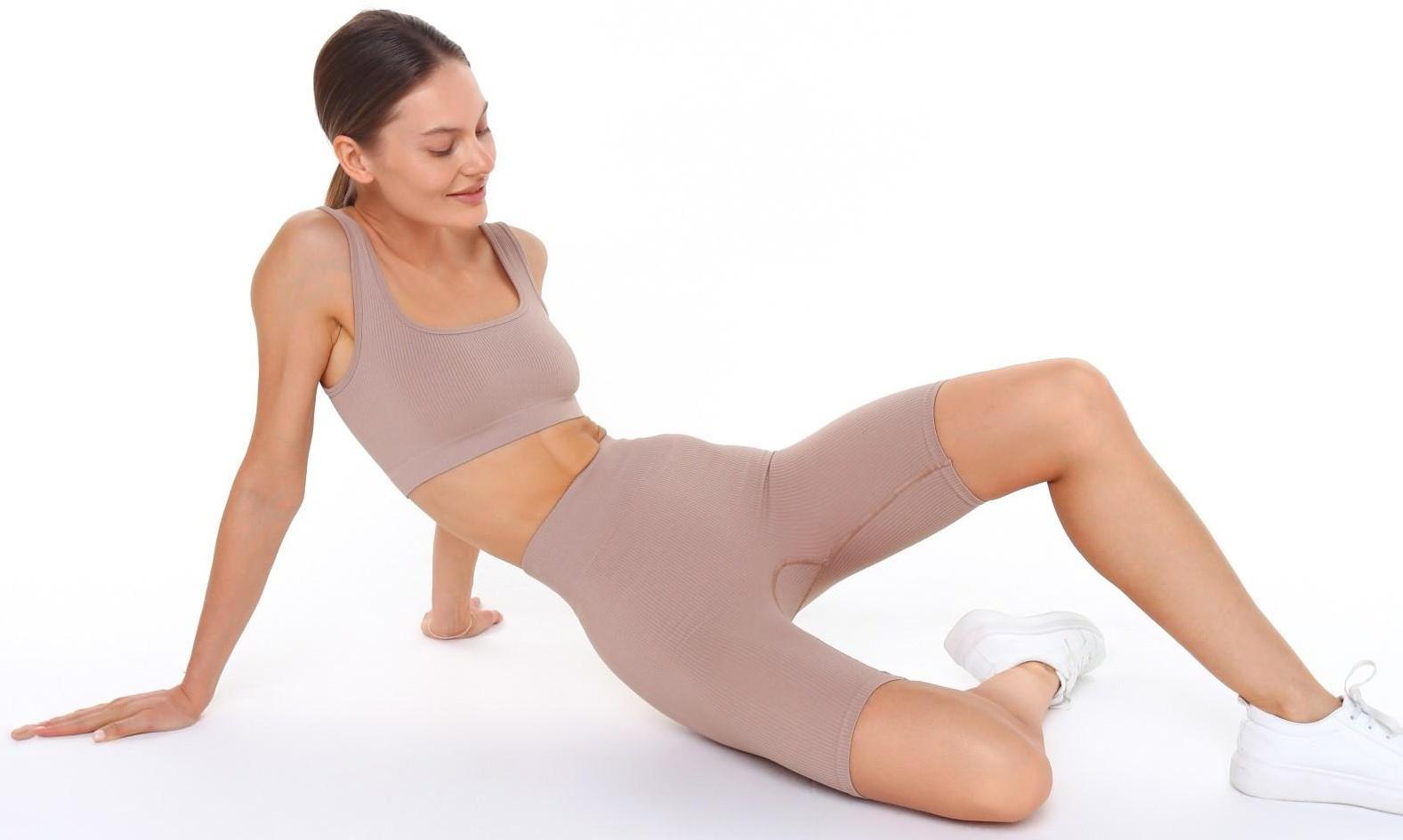 Топ женский, цвет бежевый, размер 46 (L)