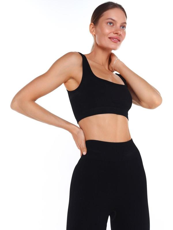 Топ женский, цвет чёрный, размер 44 (M)