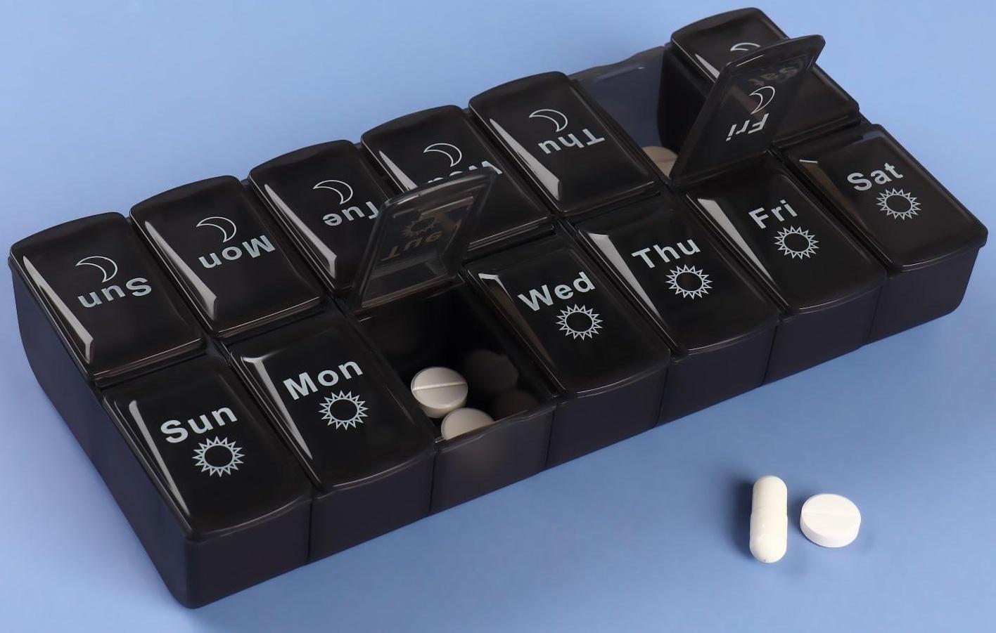 Таблетница-органайзер «Неделька», со съёмными ячейками, английские буквы, утро/вечер, 7 контейнеров по 2 ячейки, цвет чёрный