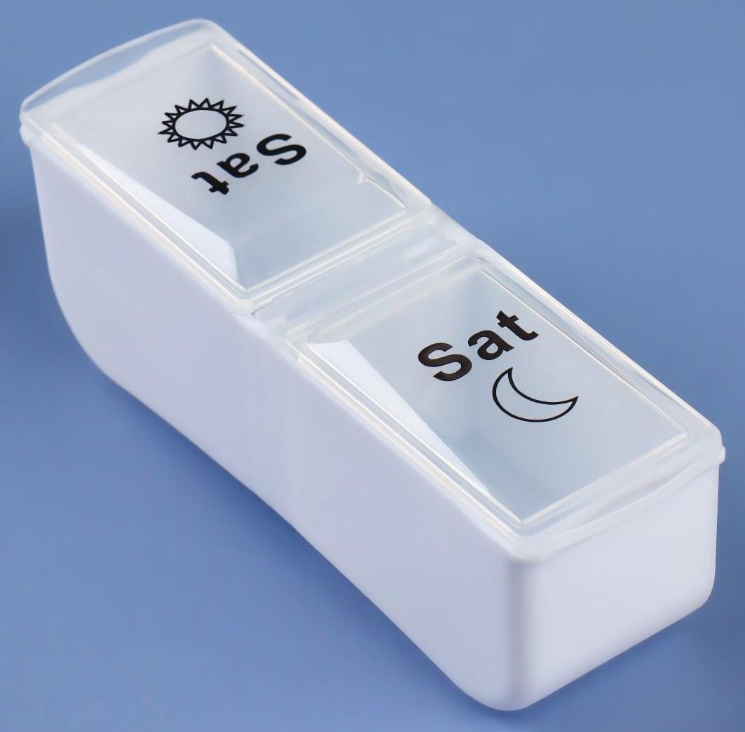 Таблетница-органайзер «Неделька», со съёмными ячейками, английские буквы, утро/вечер, 7 контейнеров по 2 ячейки, цвет белый