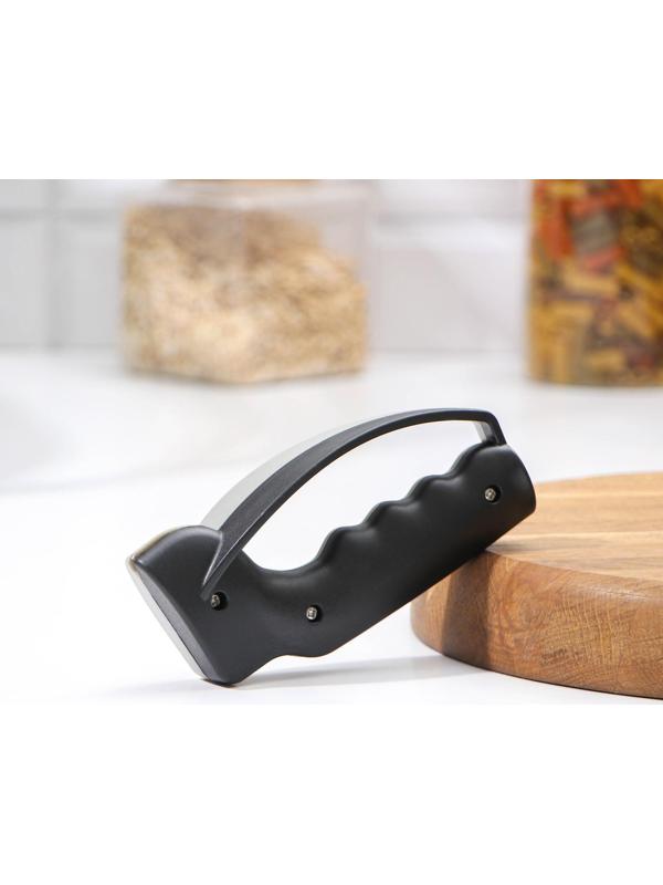 Точилка для ножей Доляна «Блеки», 14 см, цвет черно-серый