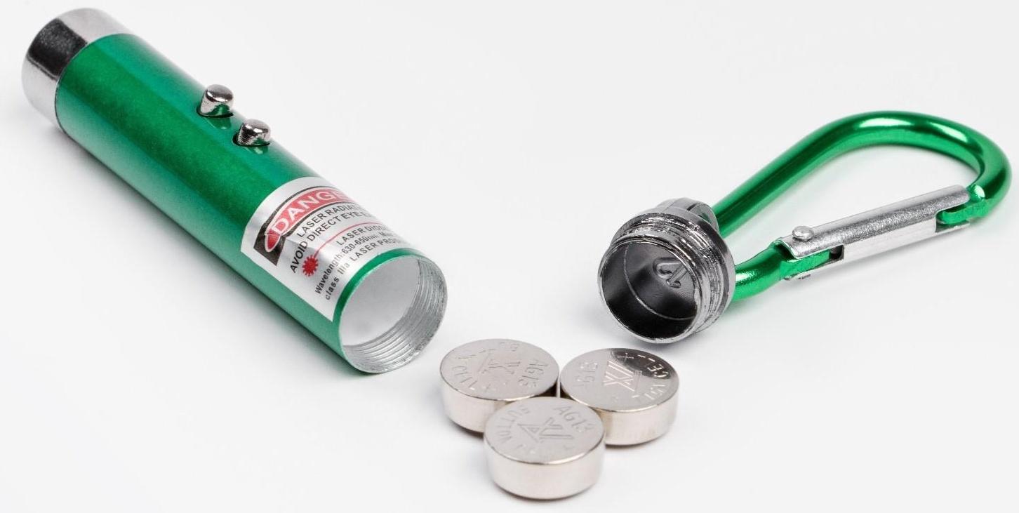 Лазерная указка, с карабином, дальность 1 км, 3 LR 44, 7.3 х 1.2 см, зеленый