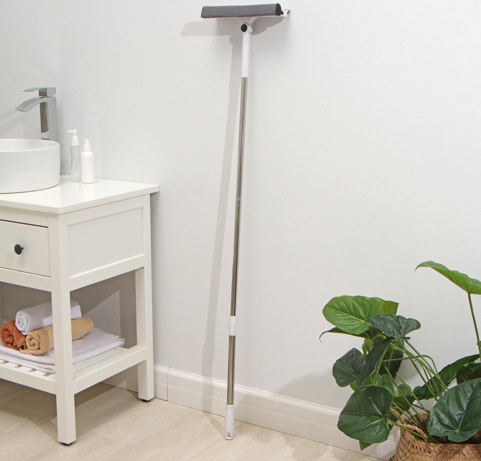 Окномойка с поролоновой насадкой Raccoon, телескопическая ручка из нержавеющей стали, поворот на 180°, 26×3,5×98(128)