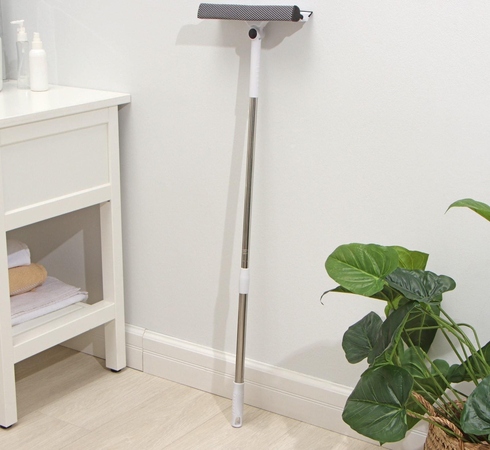 Окномойка с поролоновой насадкой Raccoon, телескопическая ручка из нержавеющей стали, поворот на 180°, 26×3,5×98(128)