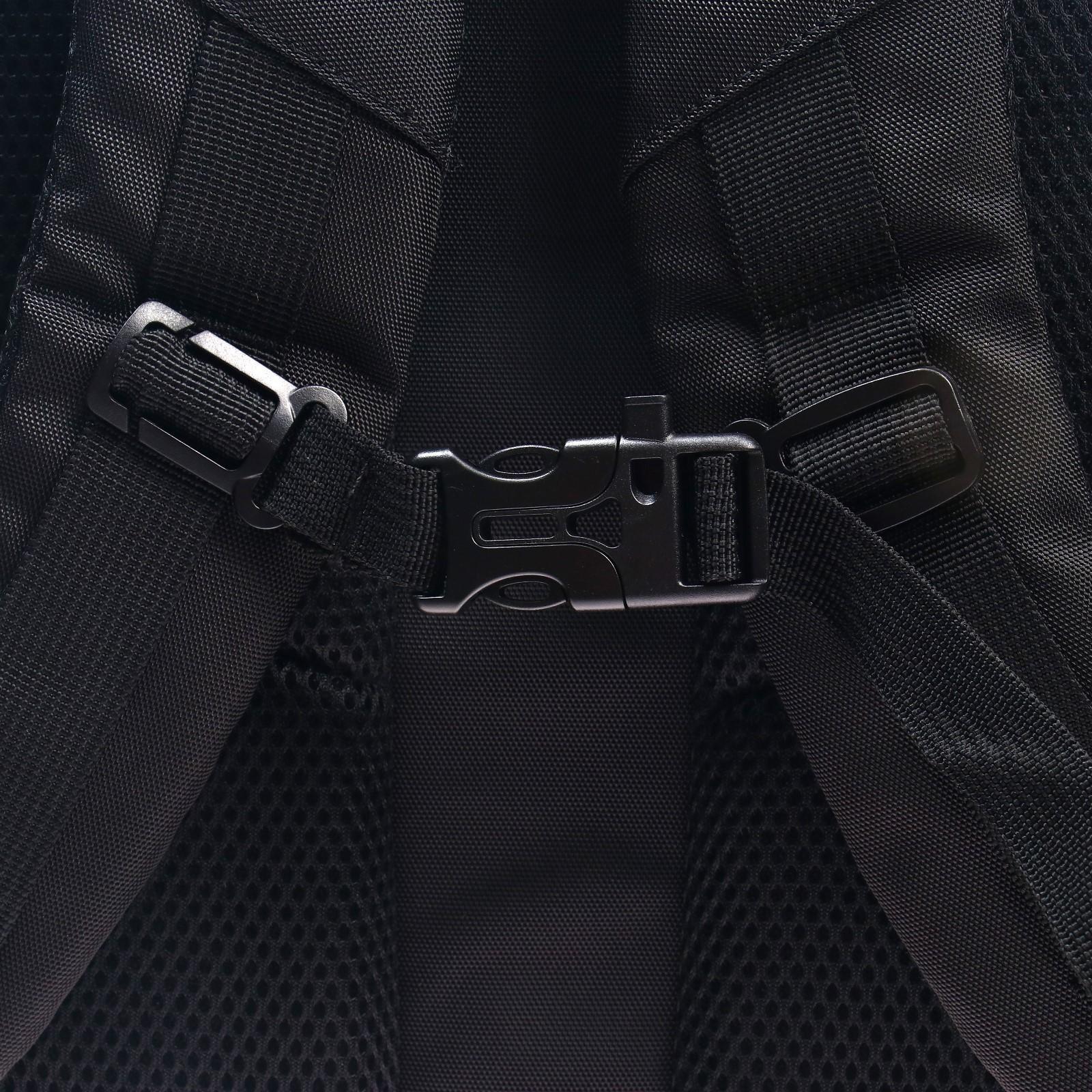 Рюкзак молодёжный Grizzly, 46 х 31 х 18 см, эргономичная спинка, отделение для ноутбука