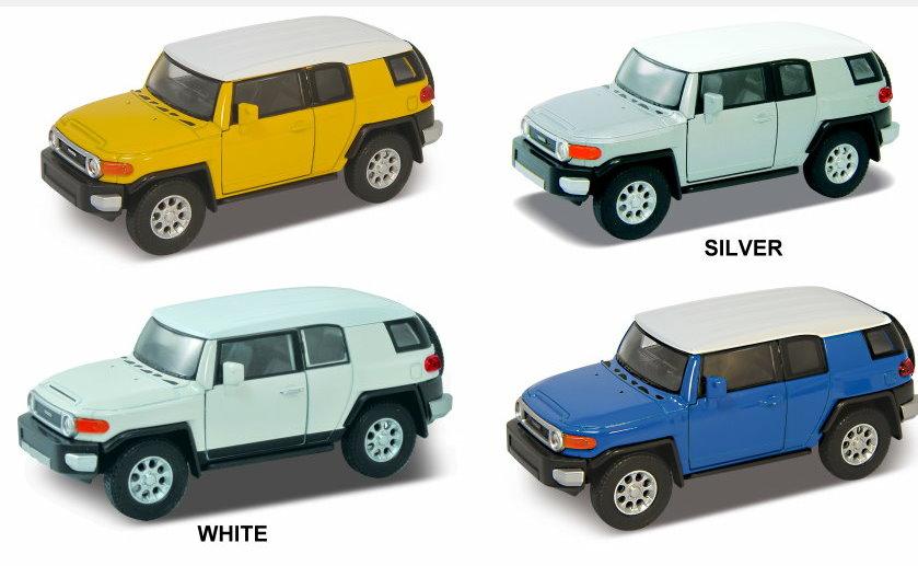 4.75 TOYOTA FJ CRUISER (син, бел)