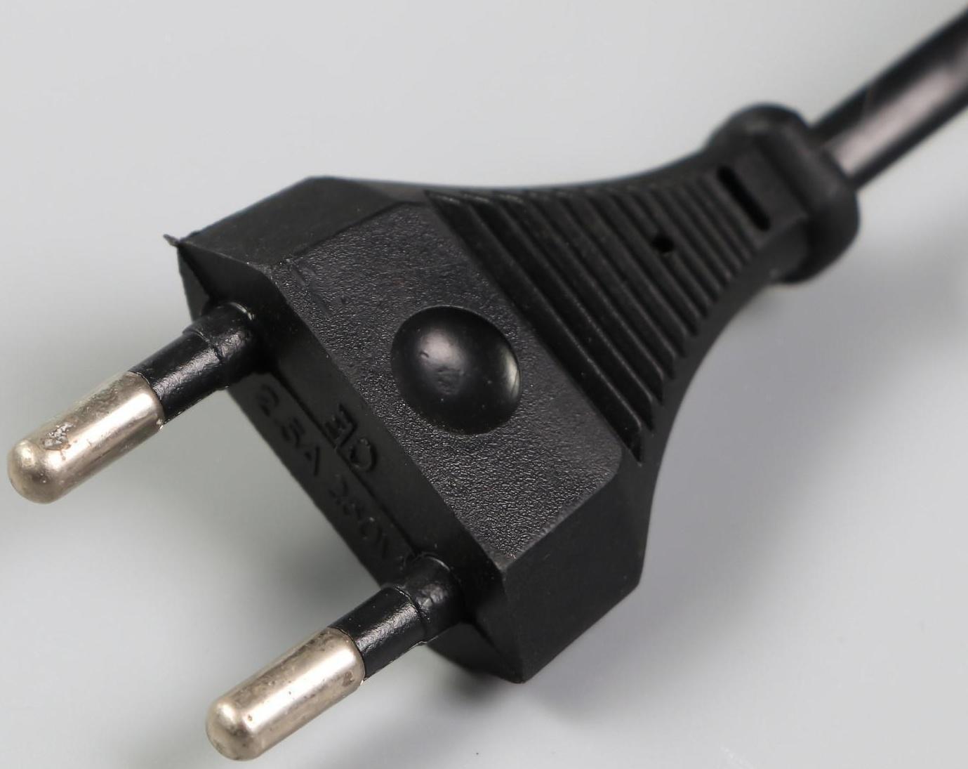 Клеевой пистолет 13,5х11 см питание: сетевой, диаметр стержня - 7 мм МИКС