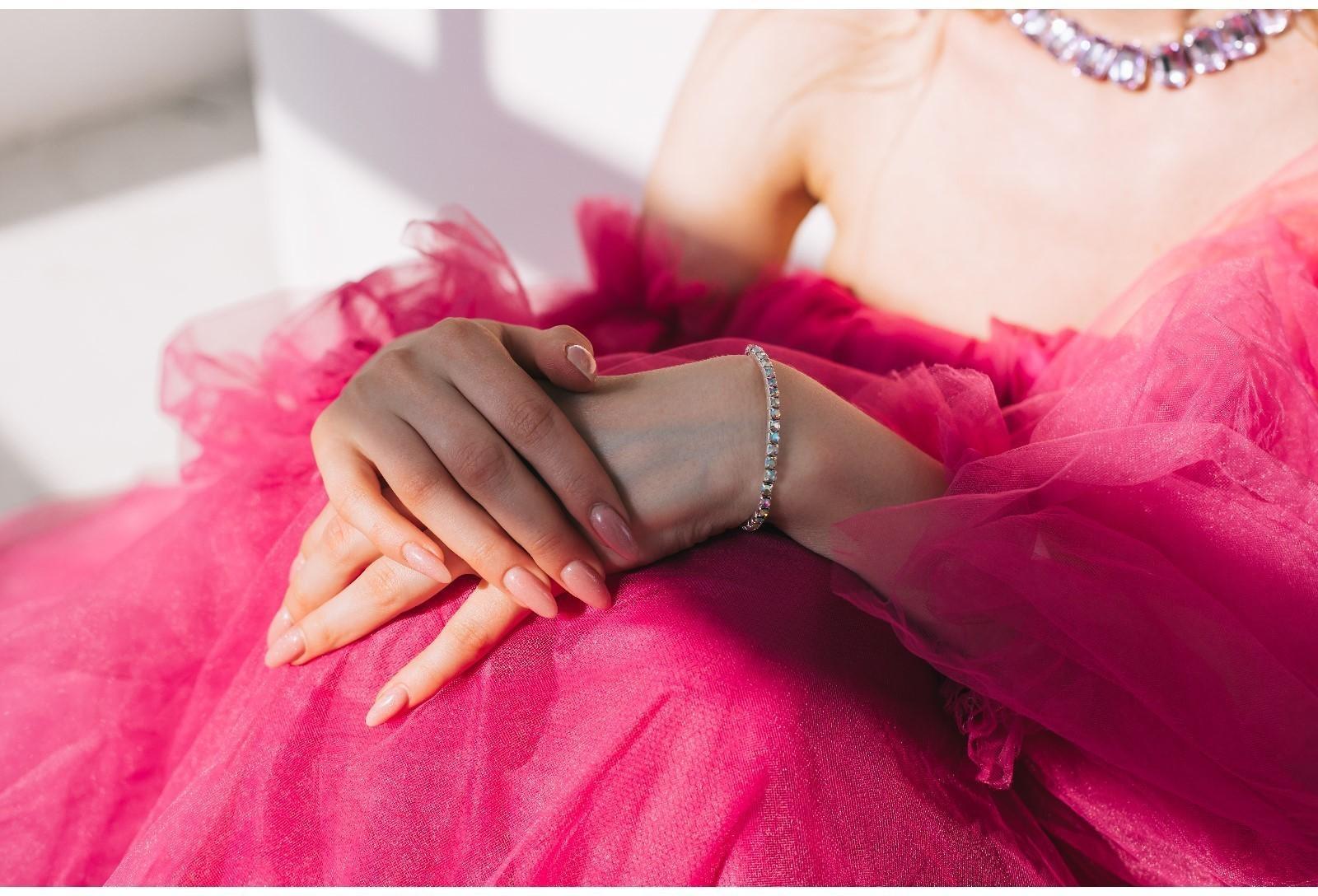 Браслет со стразами 