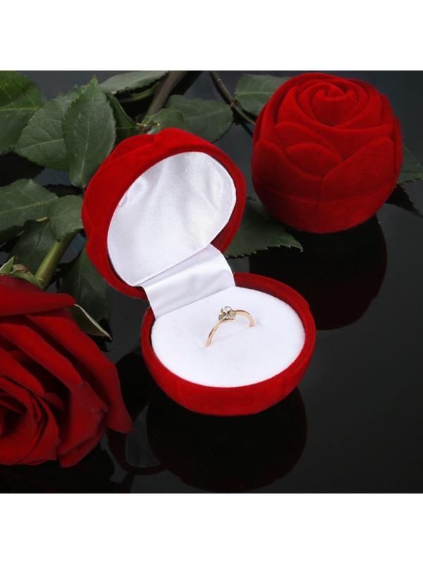 Футляр бархатный под кольцо 