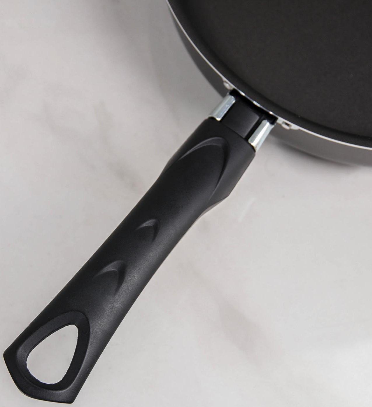 Сотейник Consul, 2,8 л, d=24 см, стеклянная крышка, пластиковая ручка, антипригарное покрытие, цвет чёрный