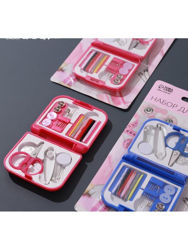 Швейный набор дорожный, 20 предметов, в складной пластиковой коробке, 7 × 6,5 × 2 см, цвет МИКС