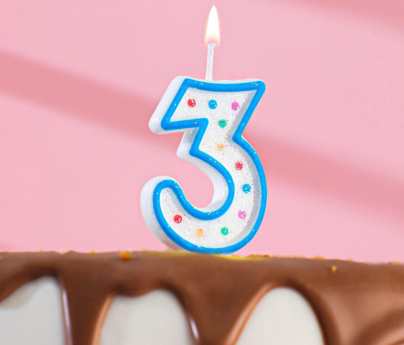 Свеча восковая для торта с блестками 