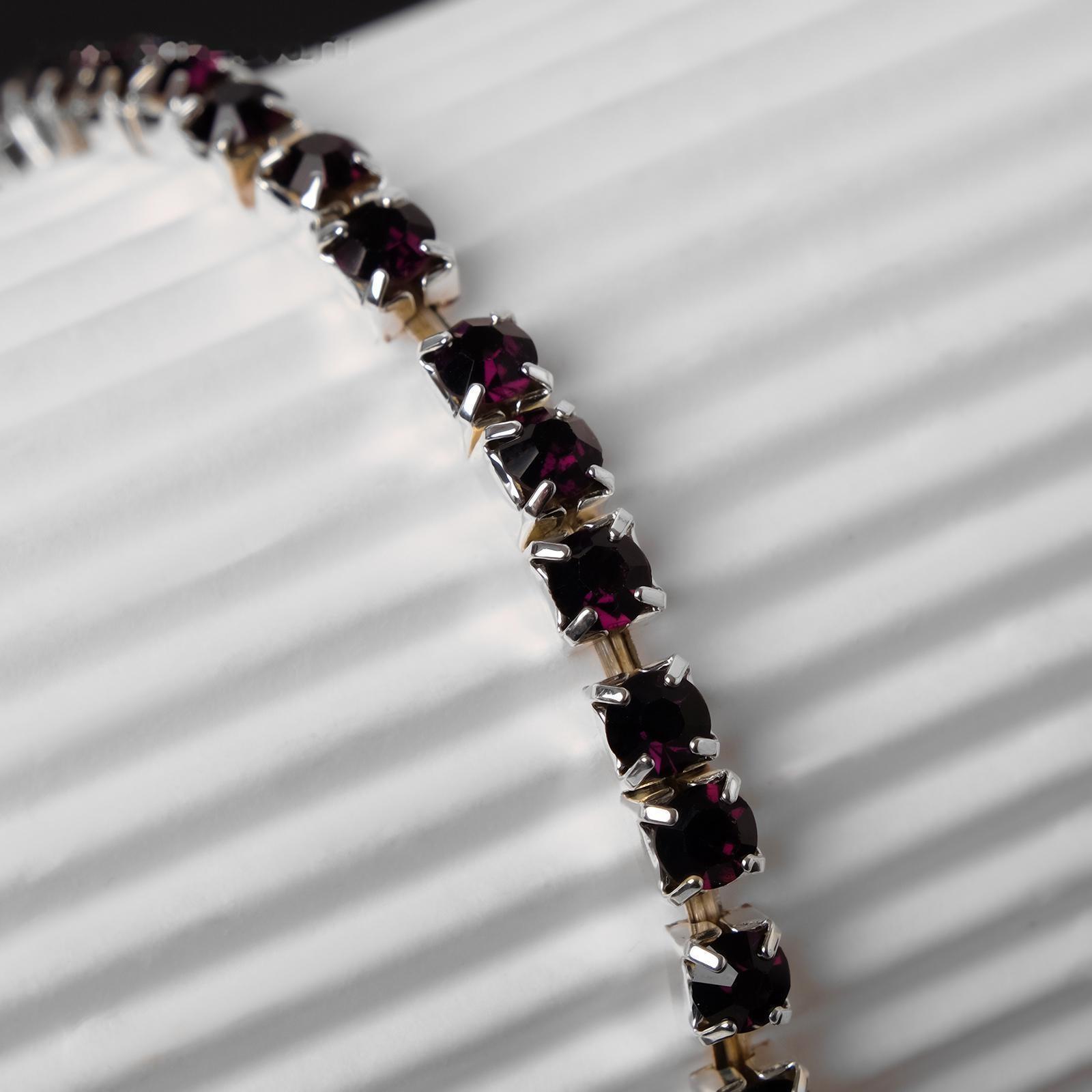 Браслет со стразами 